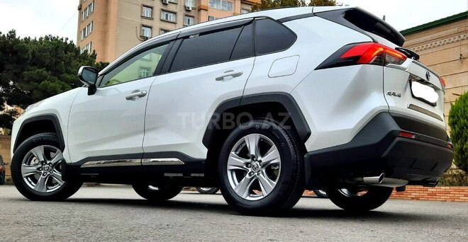 Toyota RAV4 2025, 1,900 km - 2.5 l - Bakı