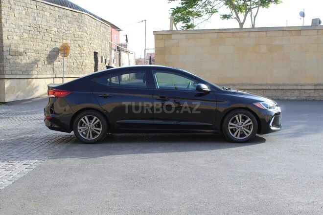 Hyundai Elantra 2018, 115,894 km - 2.0 л - Bakı