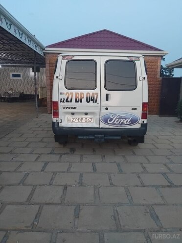 Ford Transit 1999, 333,400 km - 2.5 l - Salyan