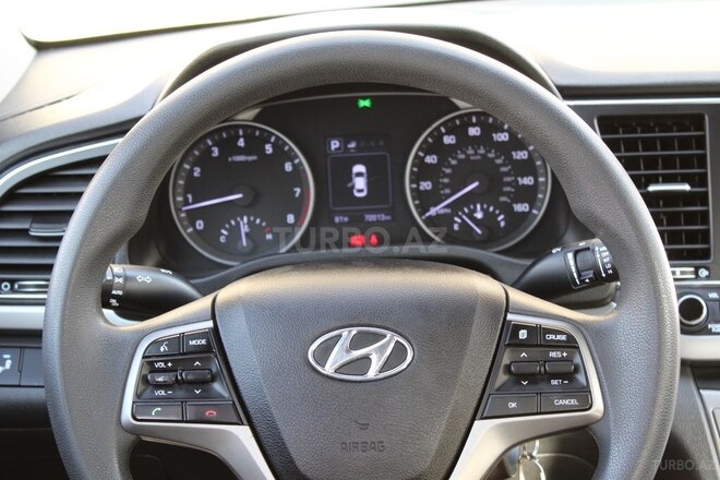 Hyundai Elantra 2018, 115,894 km - 2.0 л - Bakı