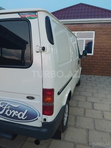 Ford Transit 1999, 333,400 km - 2.5 l - Salyan