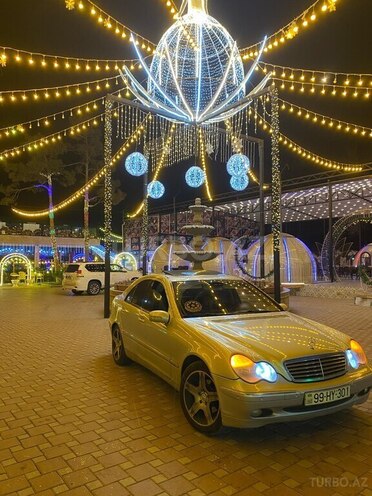 Mercedes C 220 d 2001, 200,000 km - 2.2 л - Şirvan