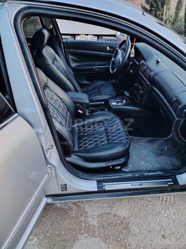 Volkswagen Passat 2002, 281,508 km - 2.8 l - Bakı