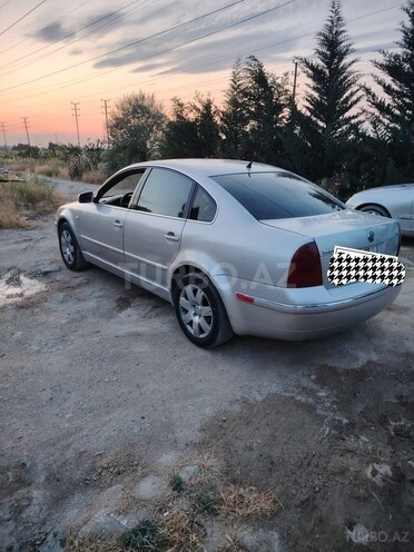 Volkswagen Passat 2002, 281,508 km - 2.8 l - Bakı