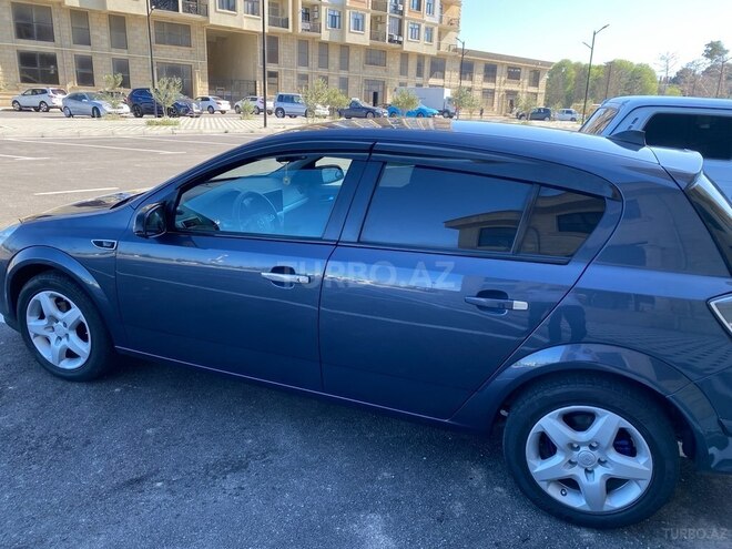 Opel Astra 2009, 280,000 km - 1.4 л - Sumqayıt