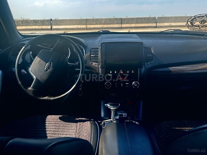 Kia Sorento 2011, 276,635 km - 2.4 l - Salyan