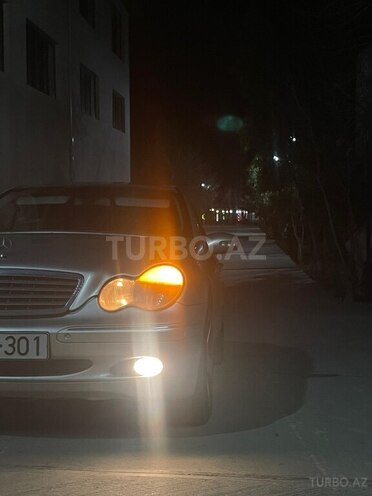 Mercedes C 220 d 2001, 200,000 km - 2.2 л - Şirvan