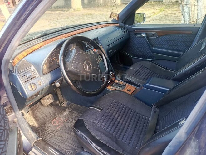 Mercedes E 220 1995, 630,000 km - 2.2 l - Sabirabad
