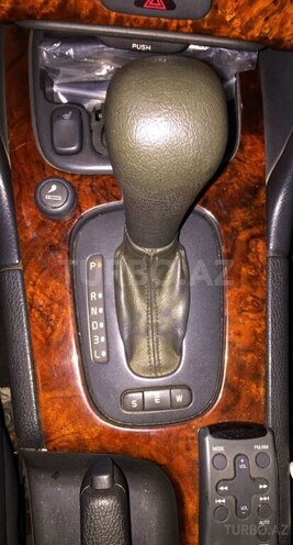 Volvo  1997, 280,000 km - 2.5 l - Bakı