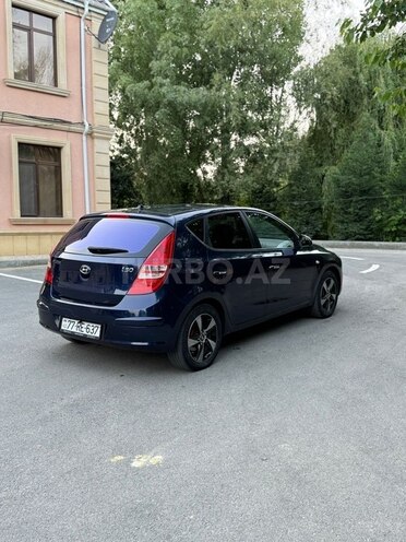 Hyundai i30 2010, 316,000 km - 1.4 l - Şamaxı