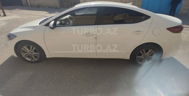 Hyundai Avante 2016, 787,500 km - 1.6 l - Bakı