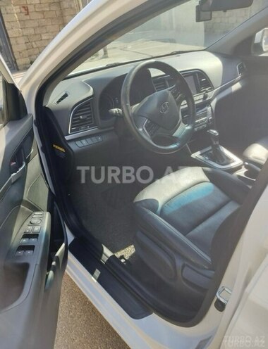 Hyundai Avante 2016, 787,500 km - 1.6 l - Bakı