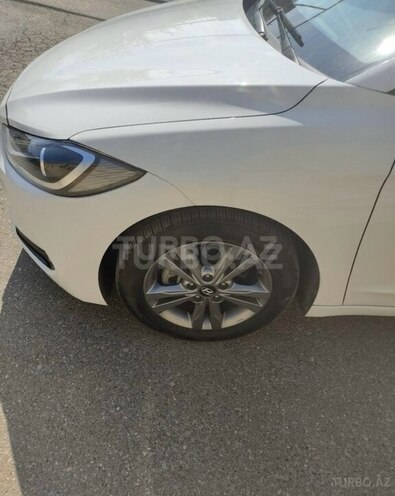 Hyundai Avante 2016, 787,500 km - 1.6 l - Bakı