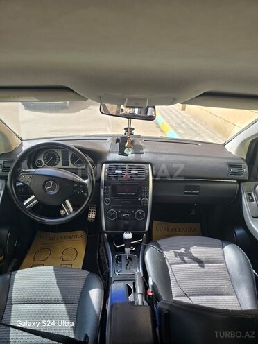 Mercedes B 170 2006, 299,000 km - 1.7 l - Bakı