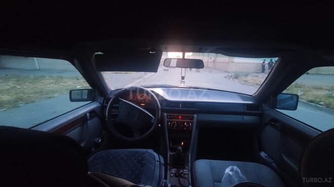 Mercedes E 220 1994, 458,800 km - 2.2 l - Bakı