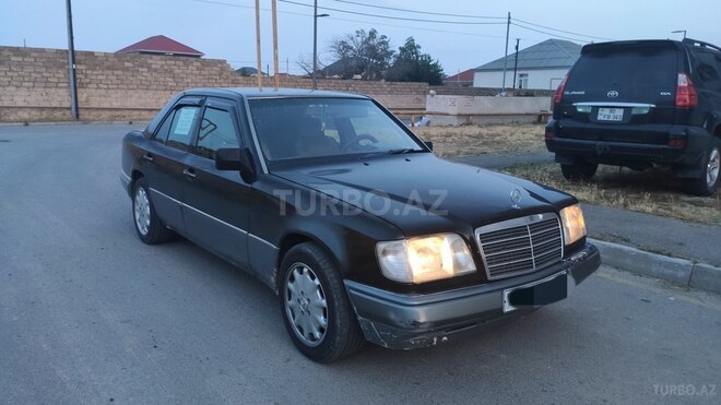 Mercedes E 220 1994, 458,800 km - 2.2 l - Bakı