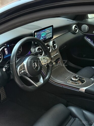 Mercedes C 300-11