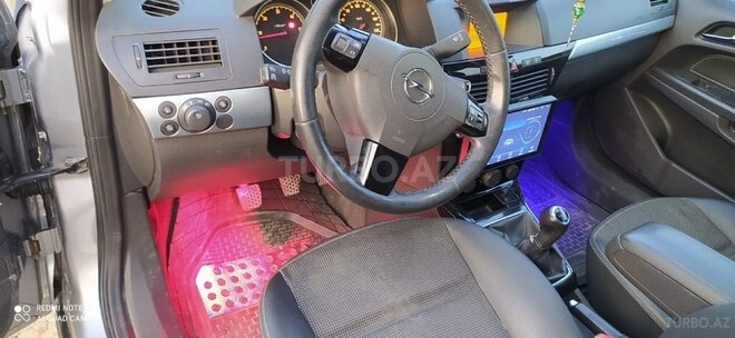 Opel Astra 2009, 356,711 km - 1.3 l - İmişli