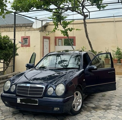 Mercedes E 230 1997, 350,000 km - 2.3 l - Bakı