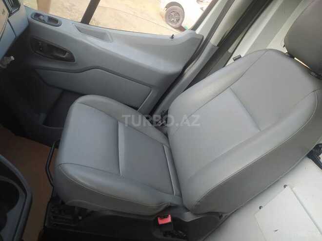 Ford Transit 2016, 133,000 km - 3.2 l - Sumqayıt