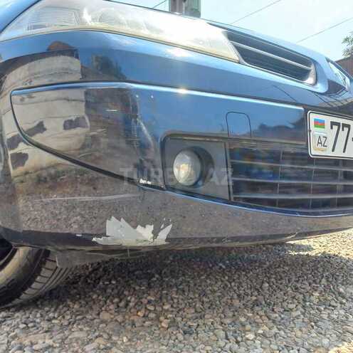 Renault Megane-10
