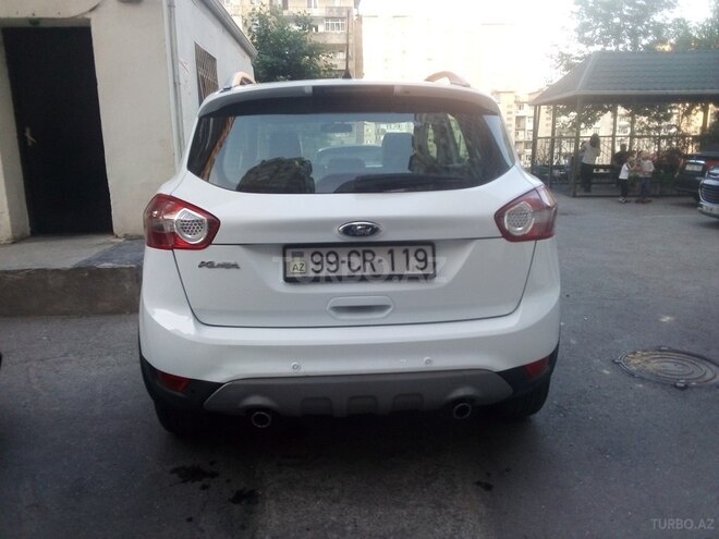 Ford Kuga 2012, 110,000 km - 2.5 l - Bakı