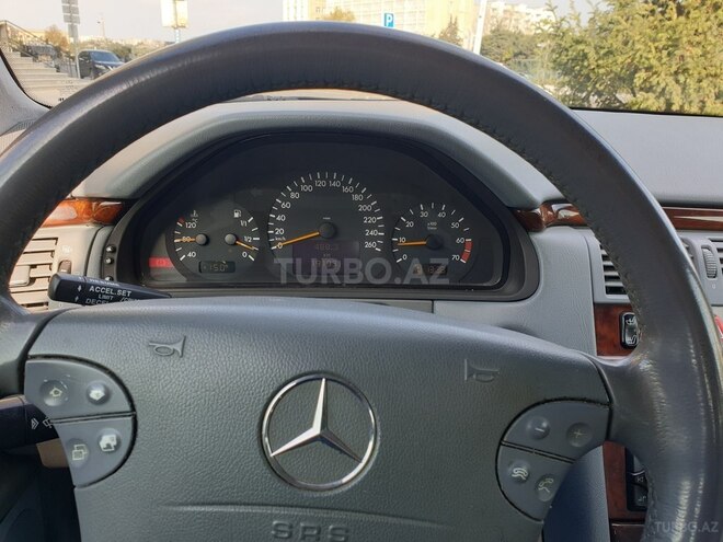 Mercedes E 240 2001, 192,000 km - 2.6 l - Bakı