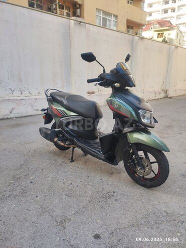 Yamaha RayZR Street Rally 125-4