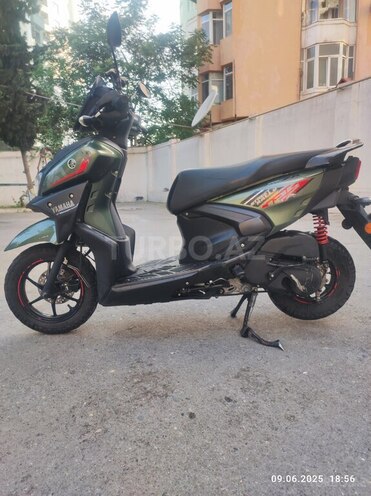 Yamaha RayZR Street Rally 125-6