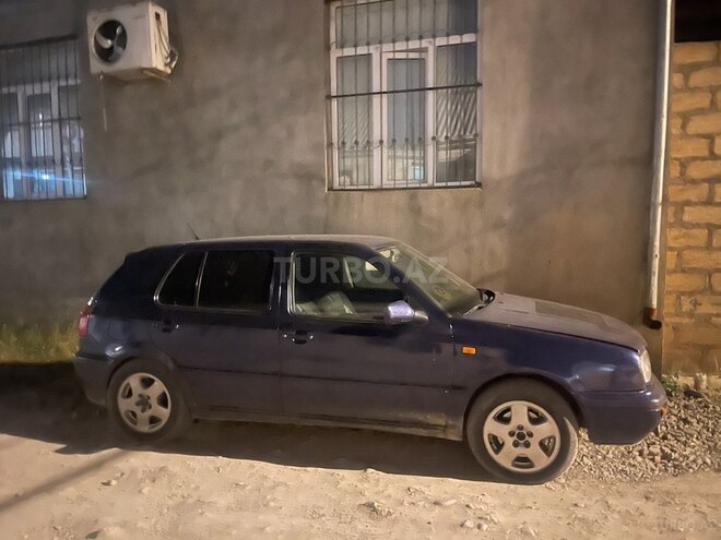 Volkswagen Golf 1993, 250,000 km - 1.8 l - Gəncə