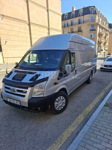Ford Transit-1
