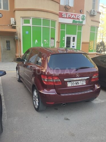 Mercedes B 180 2011, 171,000 km - 1.7 л - Bakı
