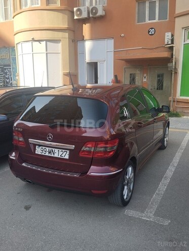 Mercedes B 180 2011, 171,000 km - 1.7 л - Bakı