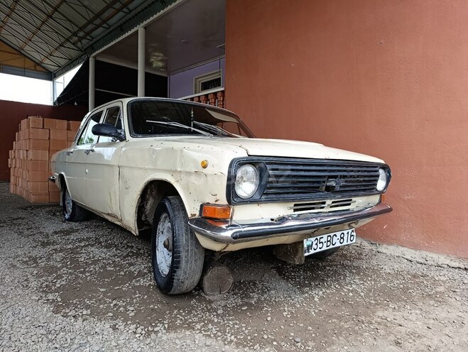 GAZ 24 1985, 900,000 km - 2.4 l - Qazax