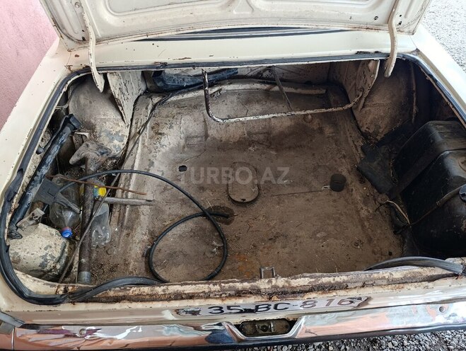 GAZ 24 1985, 900,000 km - 2.4 l - Qazax