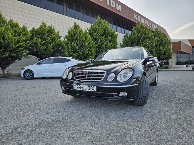 Mercedes E 240 2003, 330,000 km - 2.6 l - Bakı