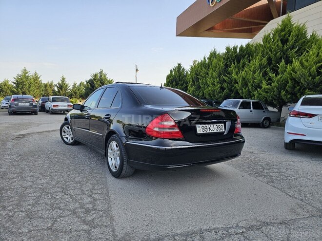 Mercedes E 240 2003, 330,000 km - 2.6 l - Bakı