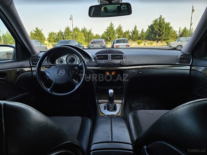 Mercedes E 240 2003, 330,000 km - 2.6 l - Bakı
