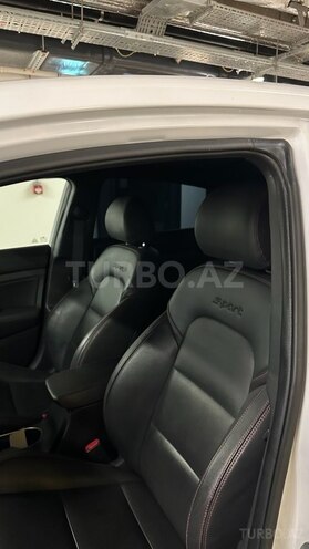 Hyundai Elantra 2017, 65,000 km - 1.6 l - Gəncə