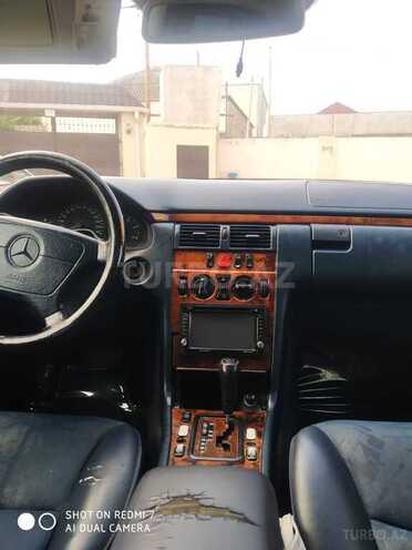 Mercedes E 220 d 1998, 353,000 km - 2.2 l - Bakı