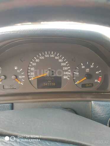 Mercedes E 220 d 1998, 353,000 km - 2.2 l - Bakı