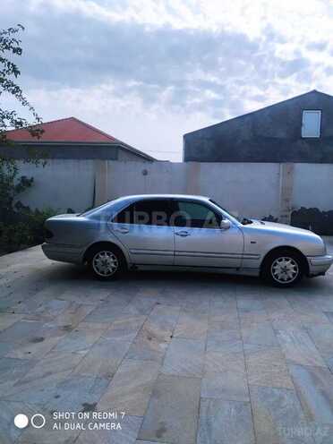 Mercedes E 220 d 1998, 353,000 km - 2.2 l - Bakı