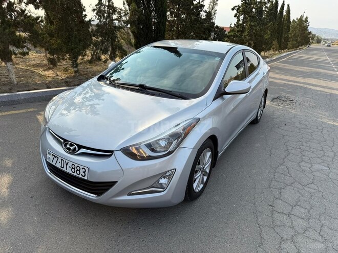 Hyundai Elantra 2015, 155,482 km - 1.8 l - Şirvan