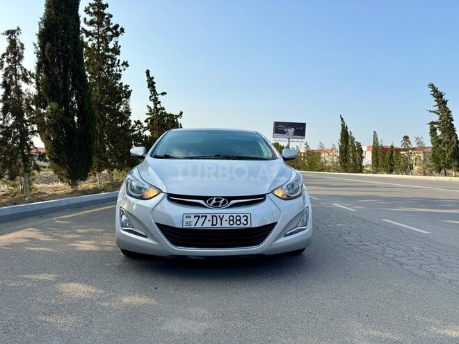 Hyundai Elantra 2015, 155,482 km - 1.8 l - Şirvan