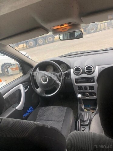 Dacia Logan 2009, 270,650 km - 1.5 l - Bakı