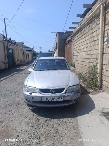 Opel Vectra 1998, 365,000 km - 1.8 l - Bakı