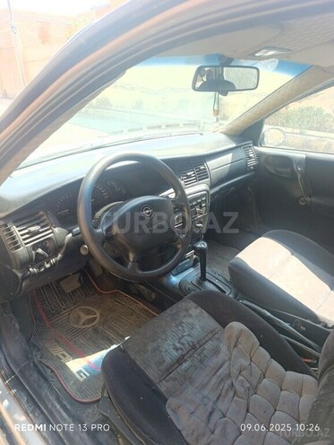 Opel Vectra 1998, 365,000 km - 1.8 l - Bakı