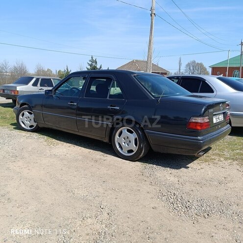 Mercedes E 220 1994, 350,000 km - 2.2 l - Lənkəran
