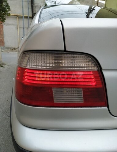 BMW 528 1999, 300,000 km - 2.8 l - Xırdalan