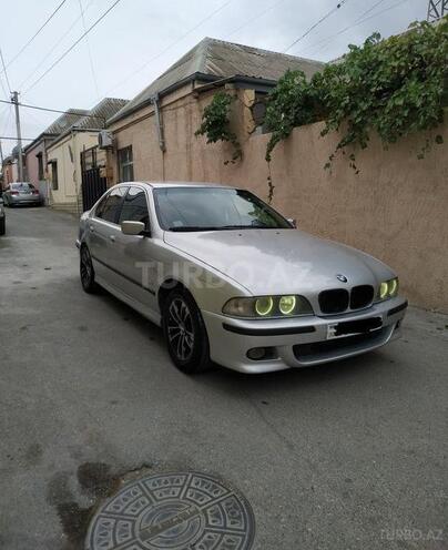 BMW 528 1999, 300,000 km - 2.8 l - Xırdalan